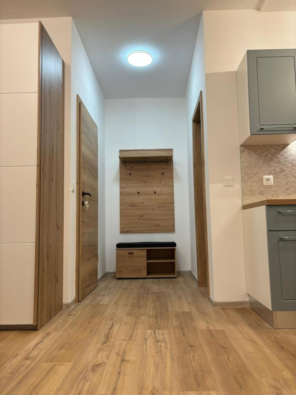 Apartment And Room Marlen Rovinjsko Selo Luaran gambar