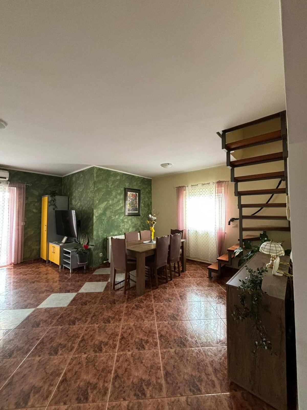 Apartment And Room Marlen Rovinjsko Selo Luaran gambar